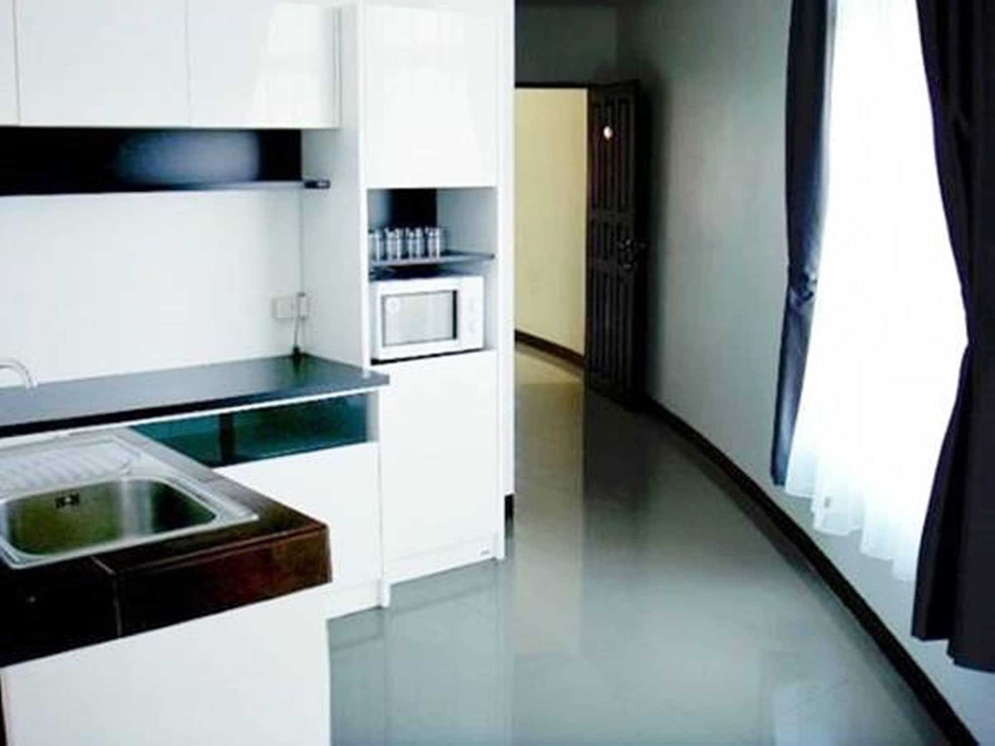 Grand Residence Jomtien Exterior photo