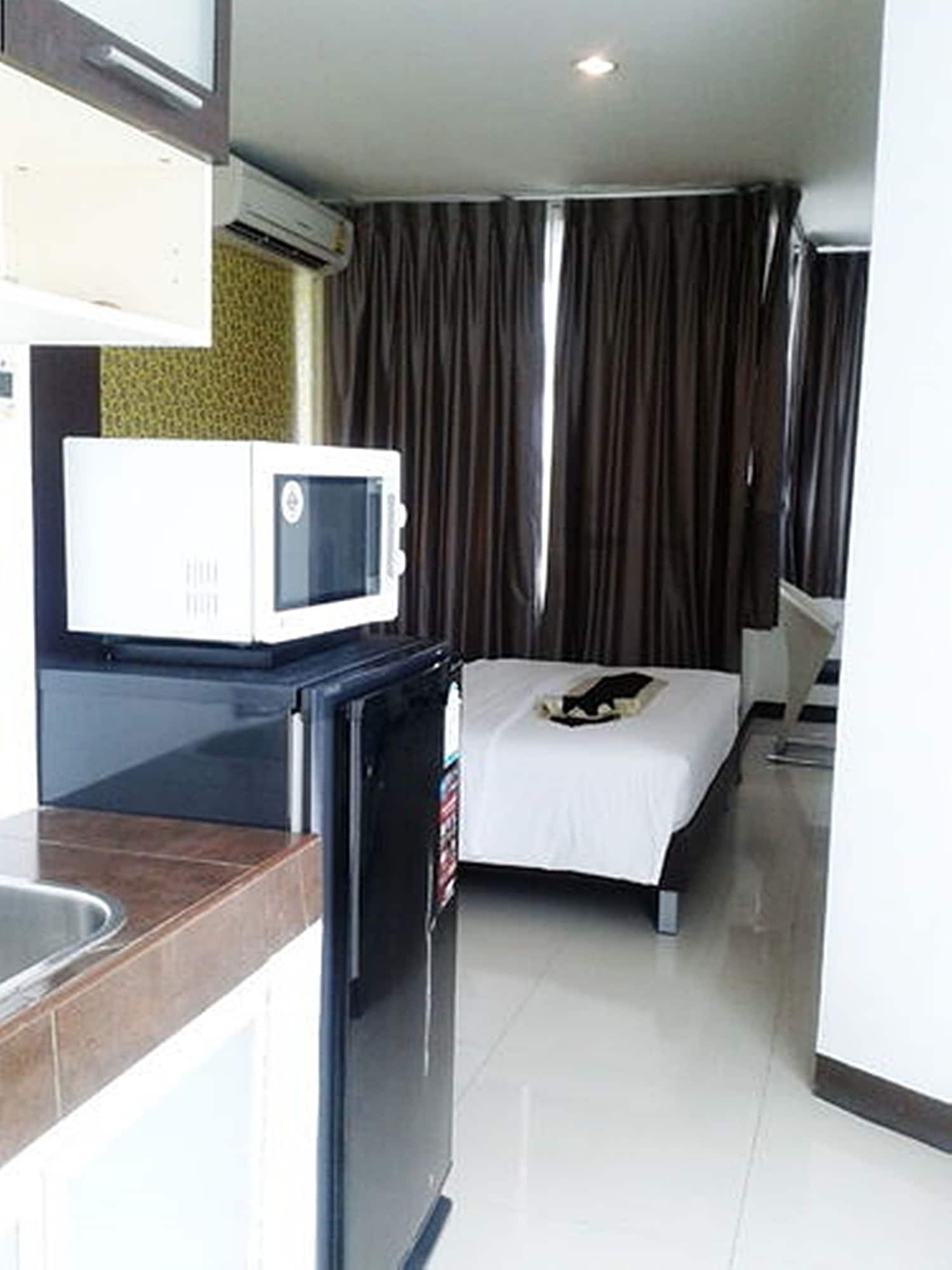 Grand Residence Jomtien Exterior photo
