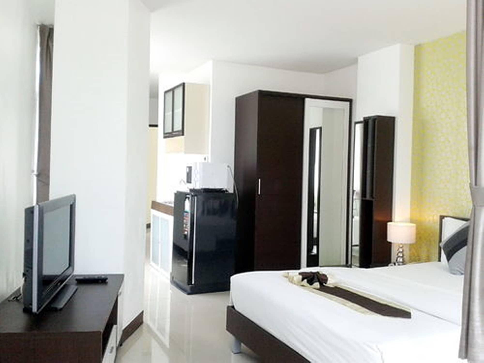 Grand Residence Jomtien Exterior photo