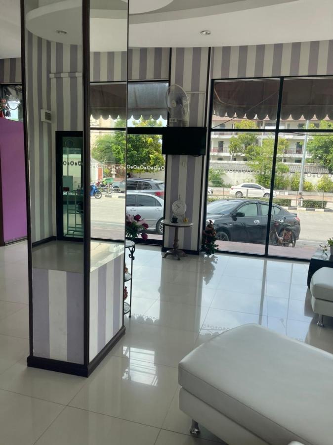 Grand Residence Jomtien Exterior photo