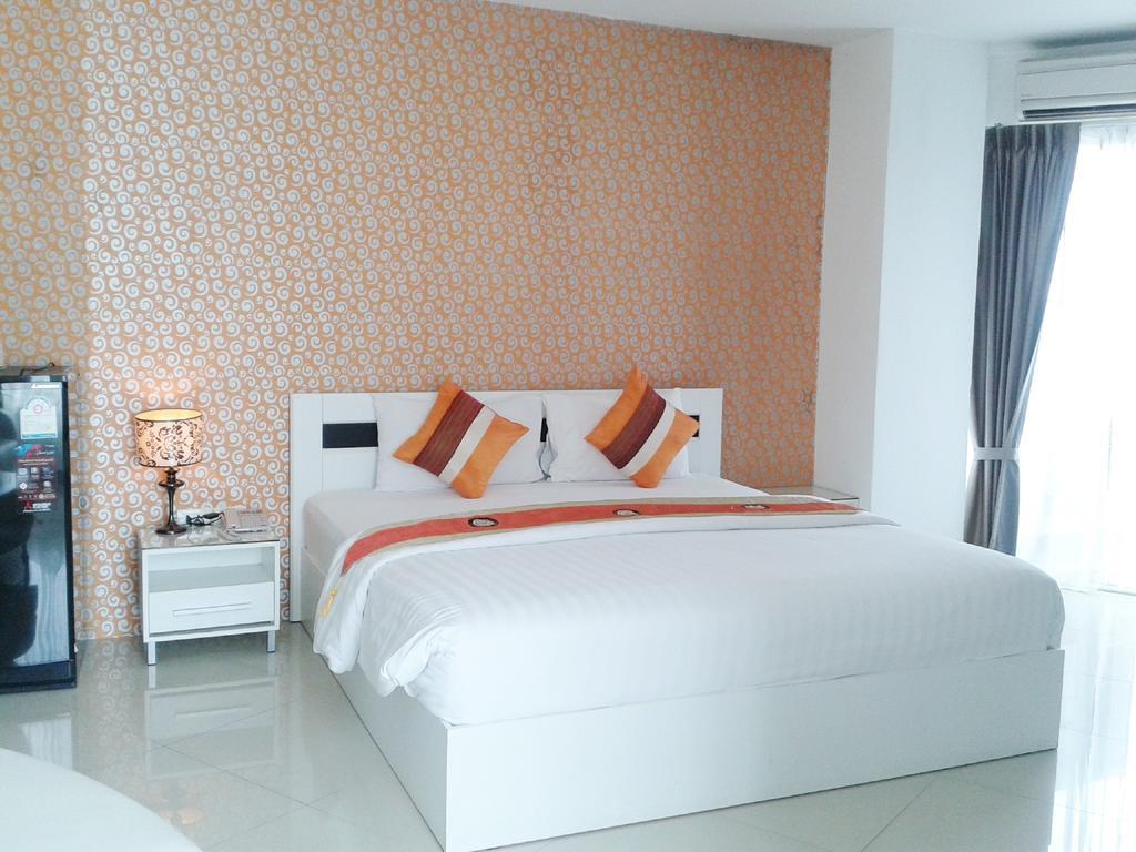 Grand Residence Jomtien Exterior photo